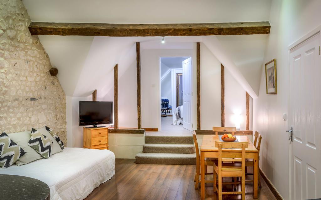 Gites Arches De Muschamp Cussay Ngoại thất bức ảnh