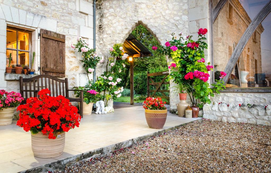 Gites Arches De Muschamp Cussay Ngoại thất bức ảnh
